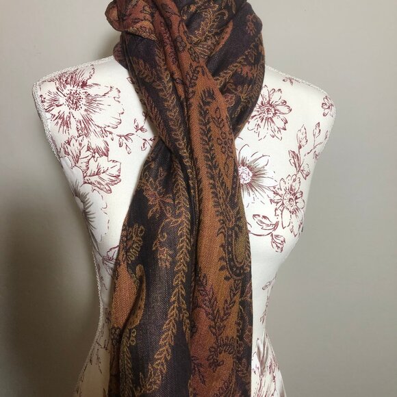 Elegant Boho Paisley Shawl Scarf Wrap – Autumn Chic - Picture 3 of 9